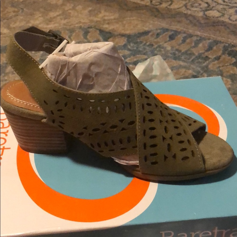 Baretraps Irene sandal